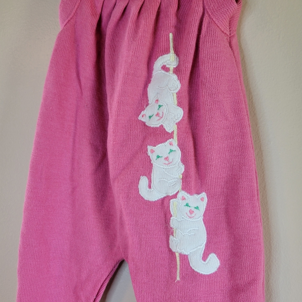 Vintage Cat Embroidered Pink One-Piece Infant Romper,‎ Size 6-9M - Picture 2 of 7
